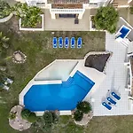 Βίλα Guzman - Ifach *
