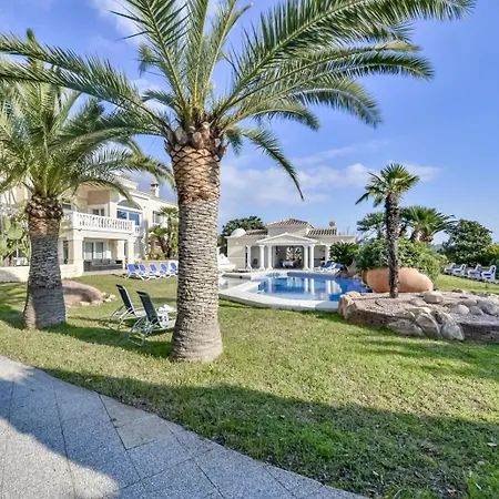 ヴィラ Guzman - Ifach *