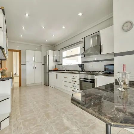 Villa Guzman - Ifach Calp