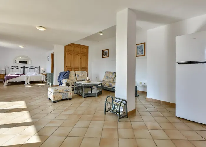 Guzman - Ifach カルプ